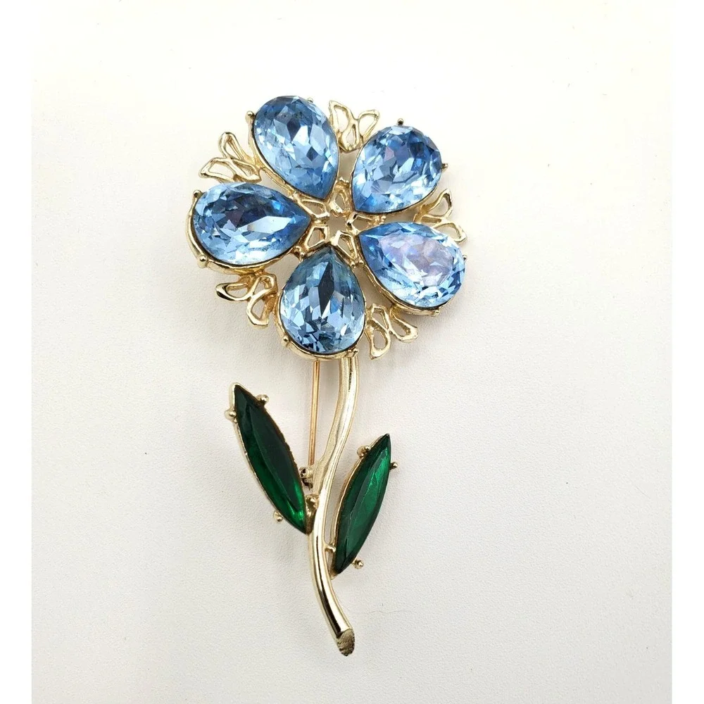 Vintage Gold Tone DODD Aqua & Green Rhinestone Flower Brooch Pin